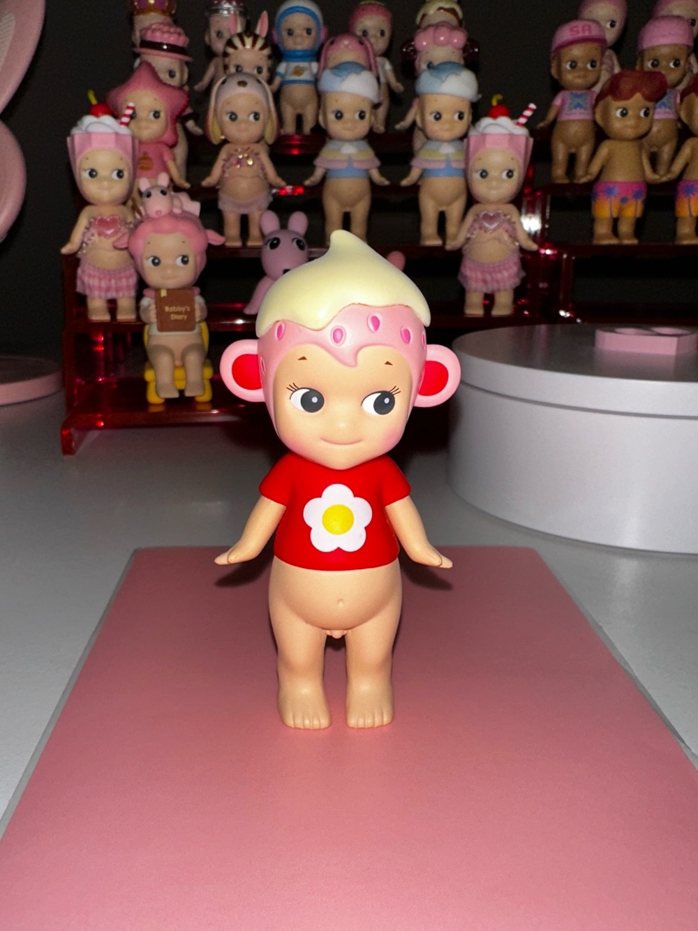 100% authentic Sonny Angel Strawberry Love (Monkey). Brand new